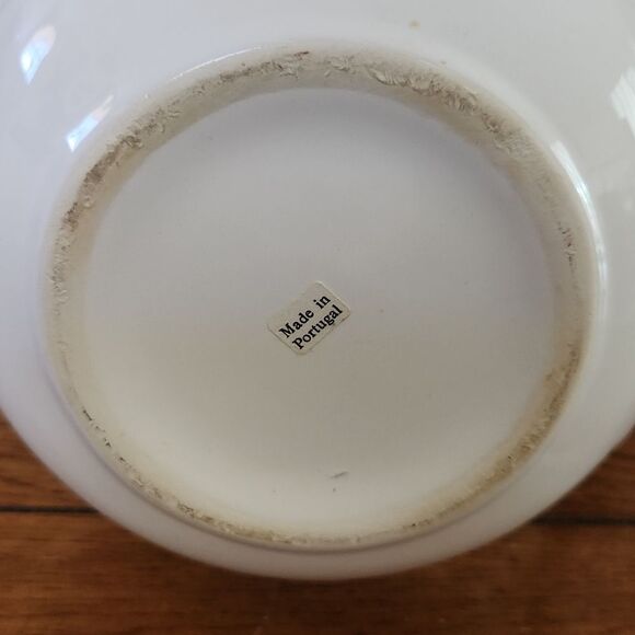 White grapes and leaves pottery pitcher made in Portugal - Picture 5 of 8